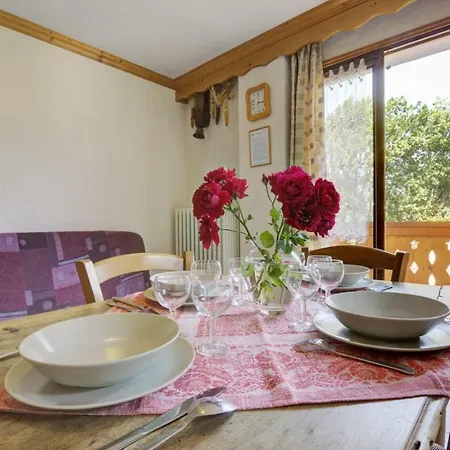 Les Emptes Holiday home